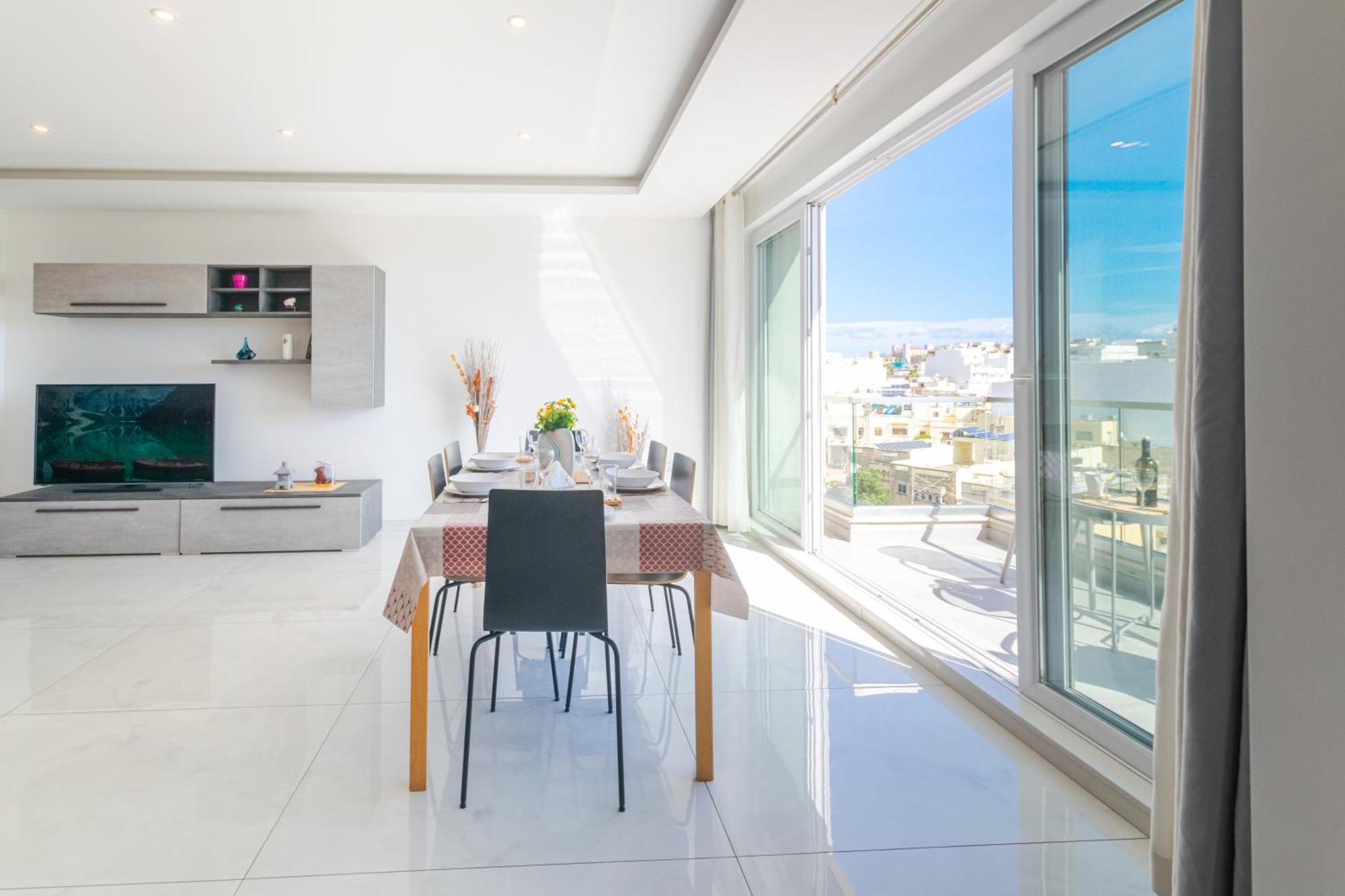 New Spacious Apartment With Amazing View Bugibba セント・ポールズ・ベイ エクステリア 写真