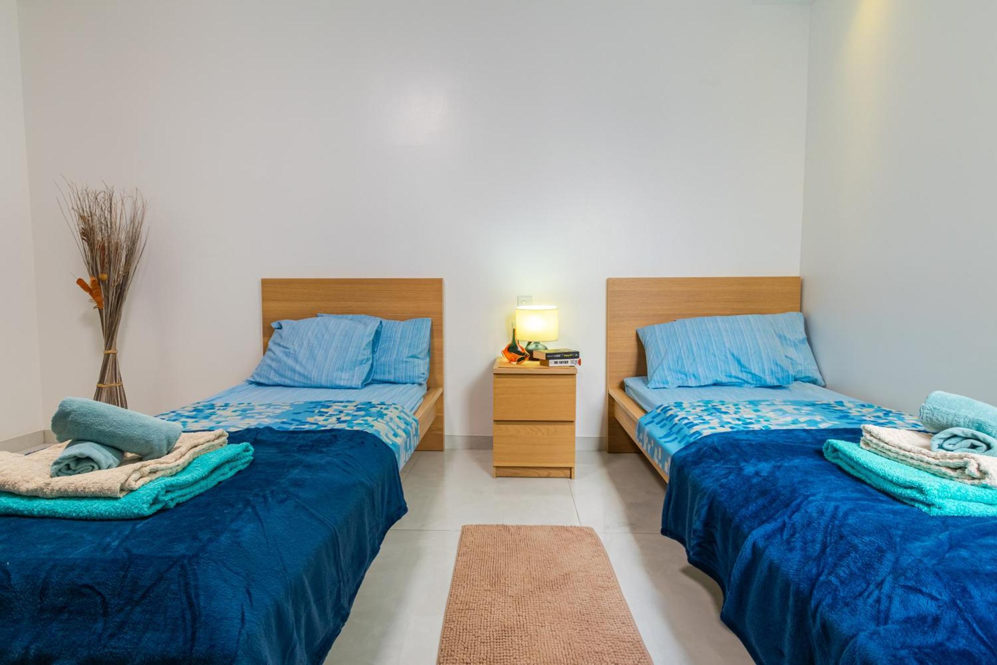 New Spacious Apartment With Amazing View Bugibba セント・ポールズ・ベイ エクステリア 写真